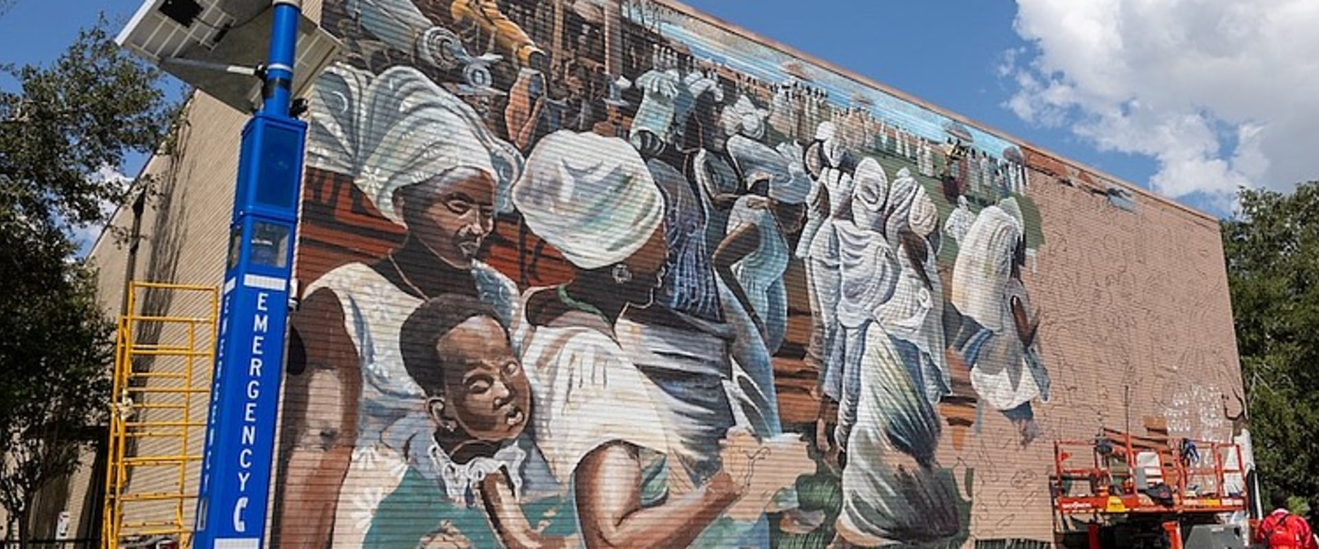 Harris County Murals and Graffiti Tours With Event-Style Party Rentals